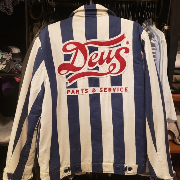 deus radial jacket